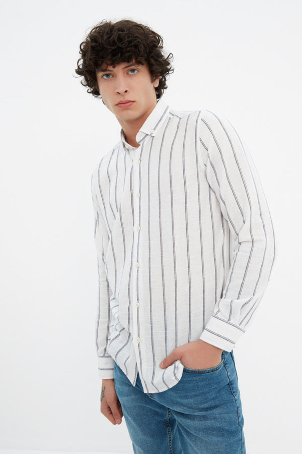TRENDYOL MAN Men's Slim Fit Buttoned Collar Striped Shirt TMNSS22GO0028