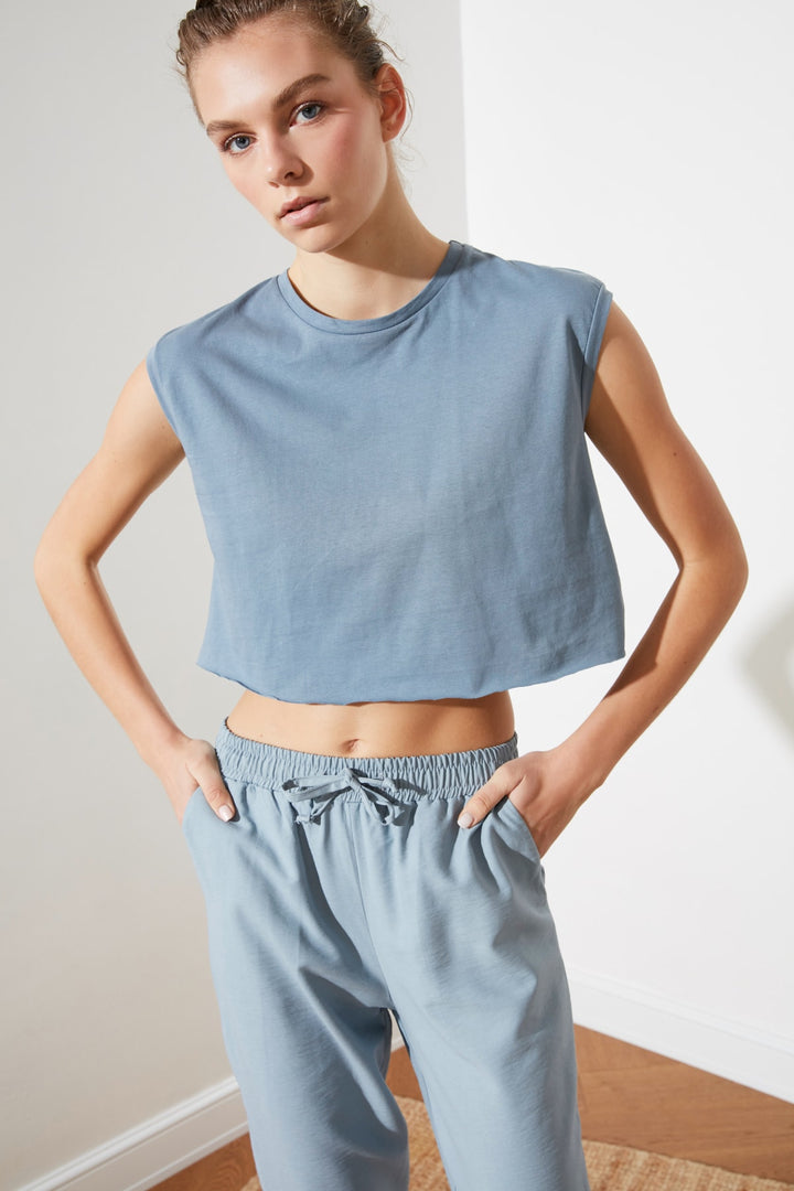 Shirts & Tops |  Trendyolmilla Sleeveless Crop Knitted T-Shirt Twoss21Ts0885.