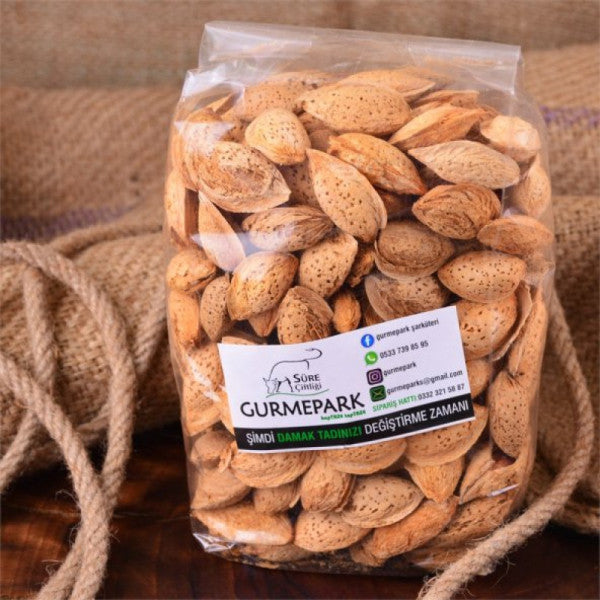 Unshelled Almonds 500 Gr