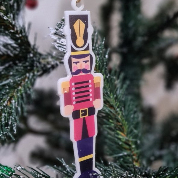زخرفة شجرة عيد الميلاد الجندي القصدير
