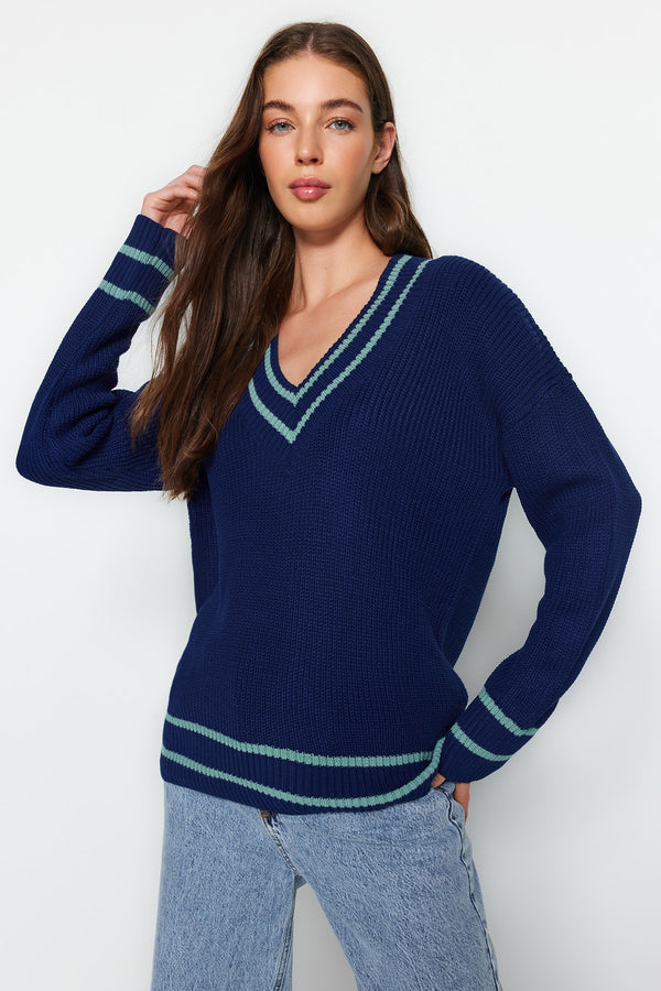 Trendyolmilla Navy Wide Pattern Knitwear Sweater Twoaw24Kz00340