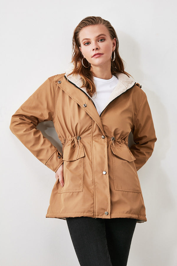 Trendyolmilla Hooded Sheepskin Parka Twoaw21Kb0065