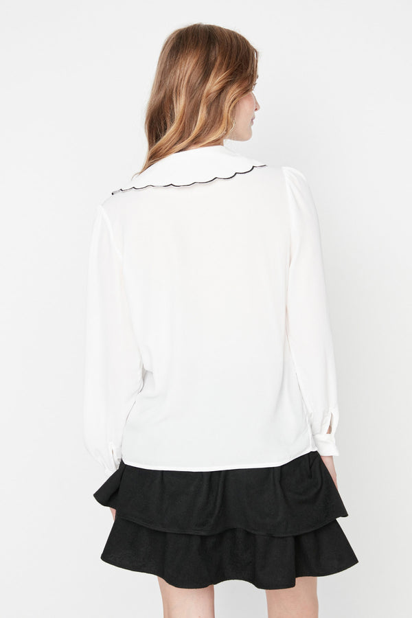 TRENDYOLMİLLA Collar Detailed Shirt TWOAW21GO0302