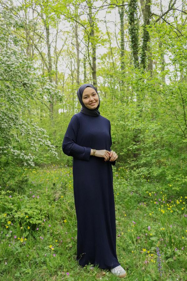 25013 Women's Pleated Sandy Maxi Length Rescue Dress Navy Blue