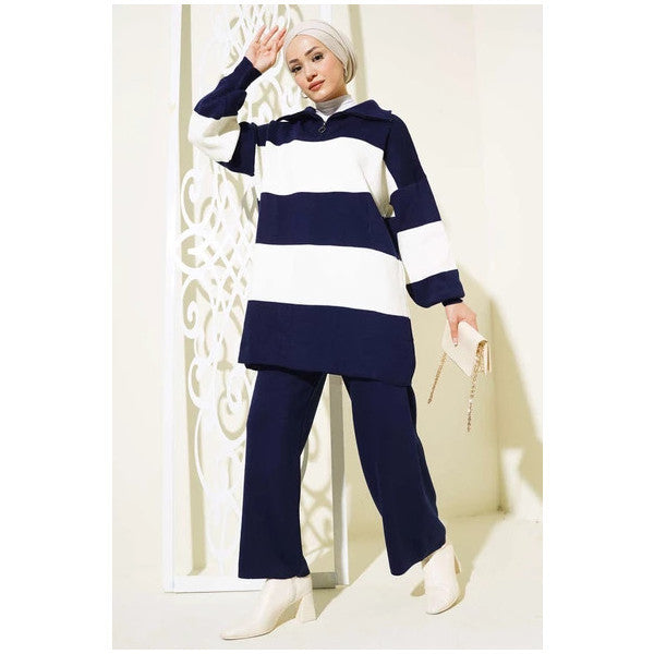 Thick Striped Half Zippered Knitwear Suit Navy Blue