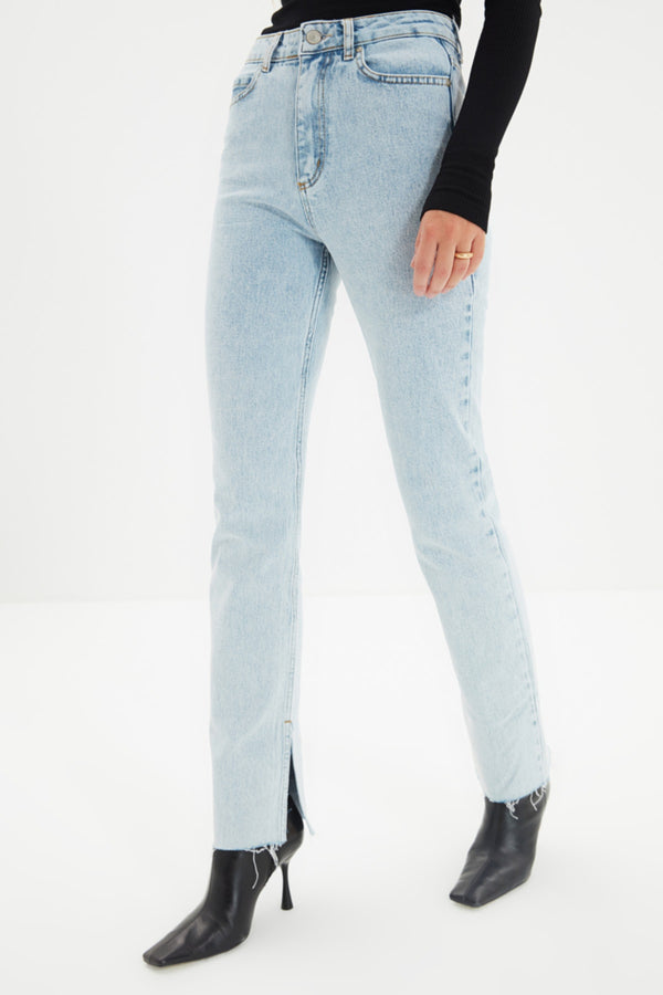 TRENDYOLMİLLA Slit High Waist Slim Flare Jeans TWOAW22JE0382