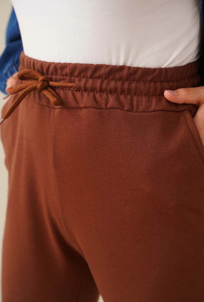 Elasticated Brown Trousers With Pocket