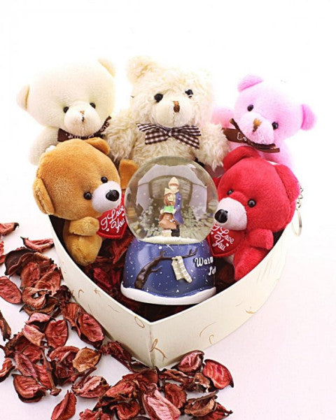 Valentine's Snow Globe in a Heart Gift Box and 5 Baby Teddy Bears Gift Set 01