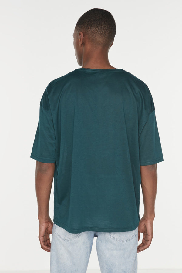 TRENDYOL MAN Basic Men's Crew Neck Oversize Short Sleeve T-Shirt TMNSS21TS0811