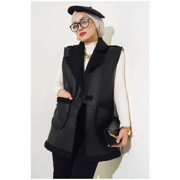 Double Pocket Furry Leather Vest Black