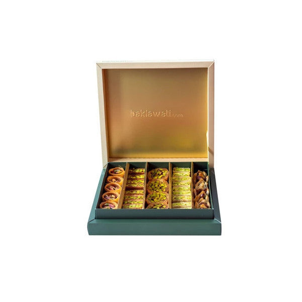 Pistachio And Kadayif Mixed Dessert Box (400G)