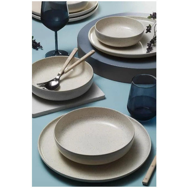 Kütahya Porcelain Moderna 18 Piece 6 Person Dinner Set Cream