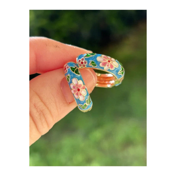 Bym235 Vintage Floral Patterned Enamel Blue Hoop Model Women's Steel Earring