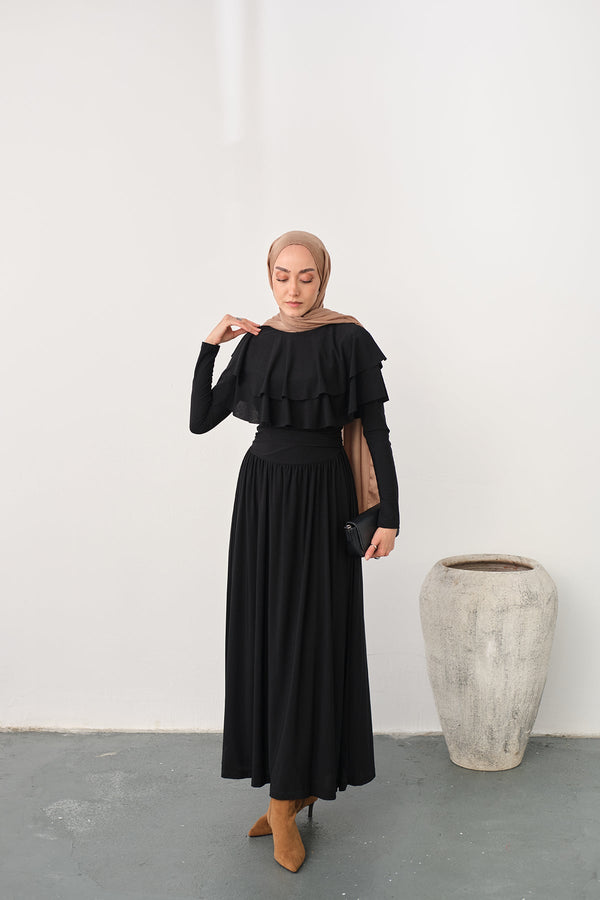 Shoulder Ruffle Detail Dress – Black