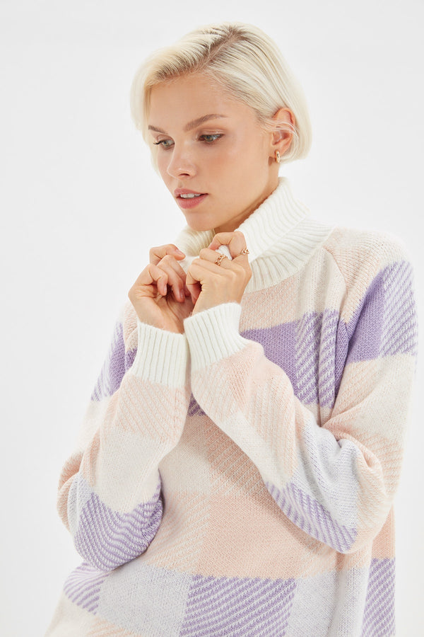 TRENDYOLMİLLA Multicolor Turtleneck Knitwear Sweater TWOAW22KZ0181