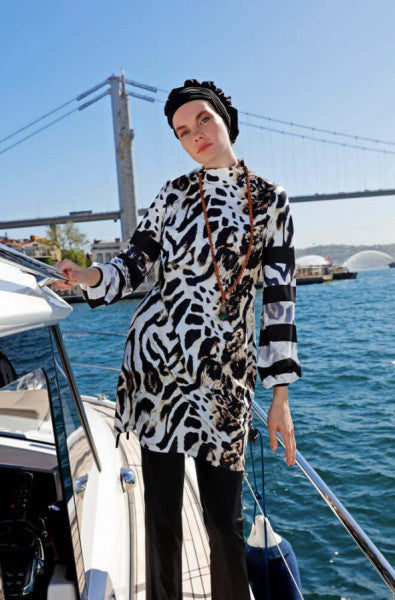 Modern Leopard Pattern Design Hijab Swimsuit