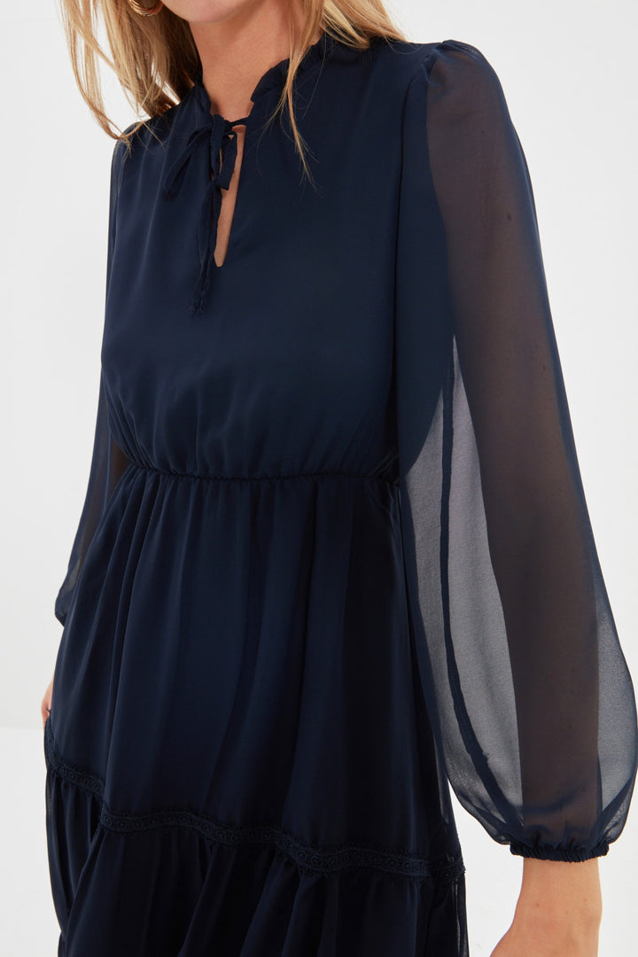 Dress |  Trendyolmilla Collar Detailed Ruffle Dress Twoaw22El0773.