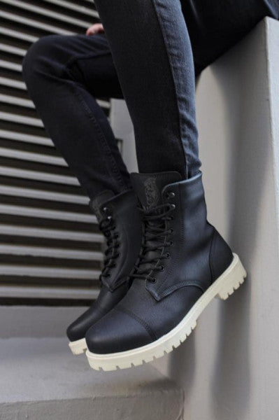 حذاء ناك نعل عالي B-022 أسود (نعل أبيض)