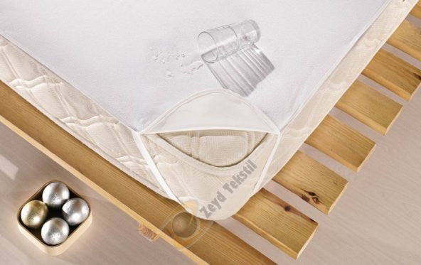 Komfort Home King Size Liquid Proof Bed Protective Mattress 200X200Cm